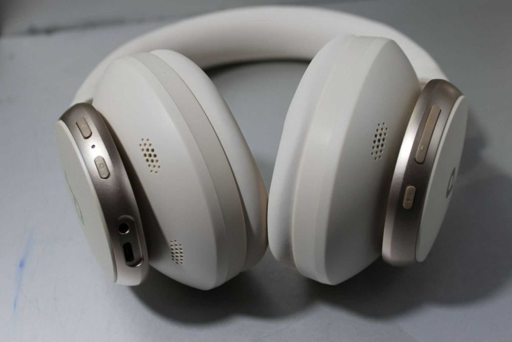 Наушники  ANKER SoundСore Space One