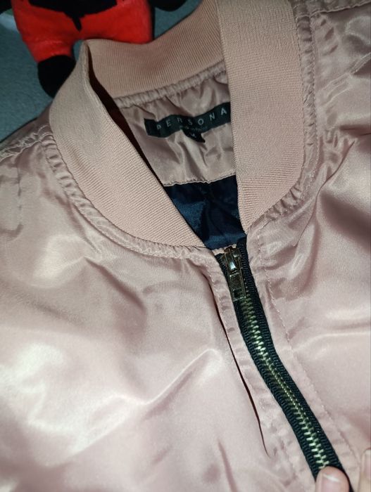 Жіноча курточка-бомпер