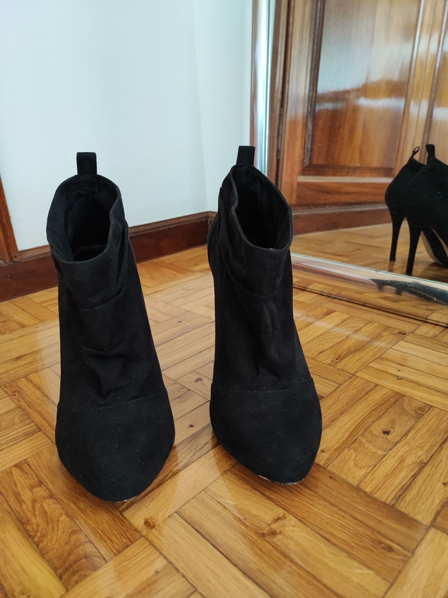 Sapatos senhora pretos