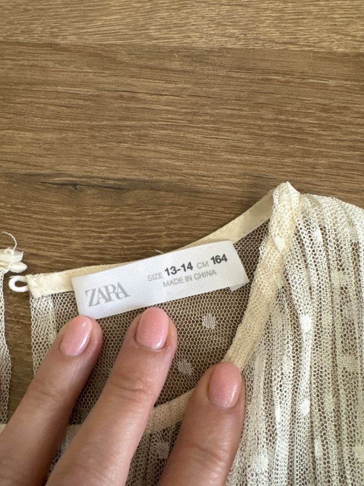 Продам платье Zara девочке 13-14 лет