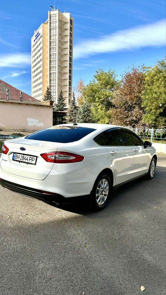 Продам Ford Fusion 2015 года