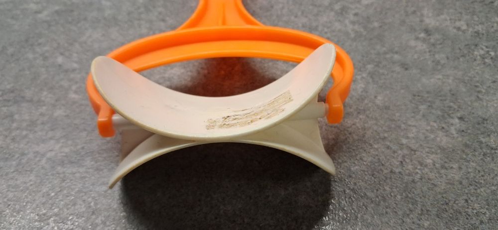 Maszynka do krojenia makarinu, do pierogów i szablony do dekoracji