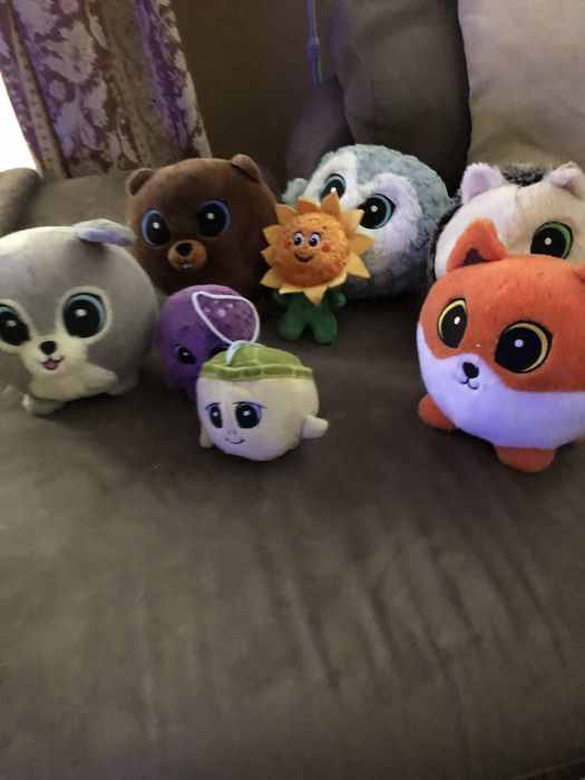 Vendo bonequinhos