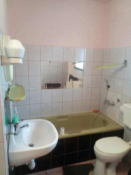 Do wynajęcia  duży  pokój