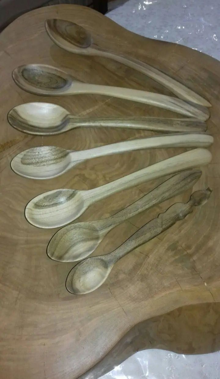 Кухоні   ложки деревяні