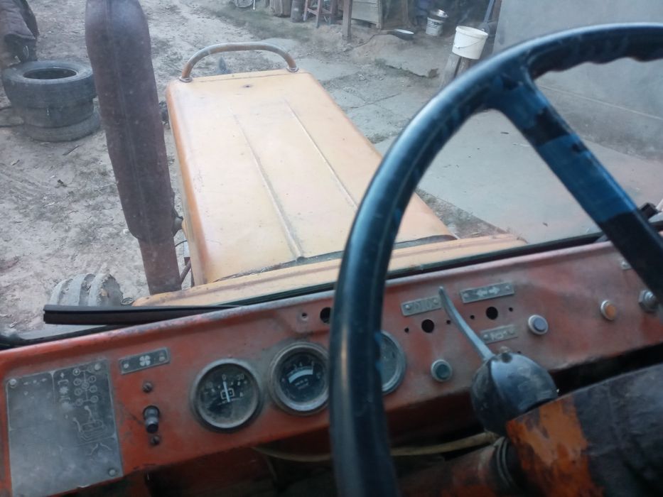 Продам Трактор Т25