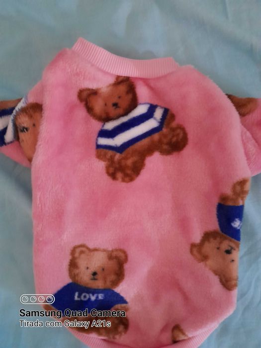 Roupa de cão  nova
