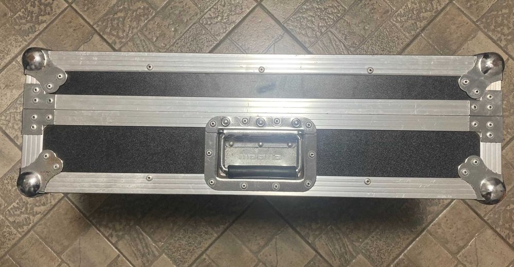 Pioneer XDJ R1 + case, wymienione fadarey, cue i play