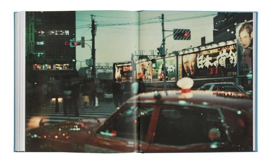 Книга - фотоальбом Instant Stories. Wim Wenders.