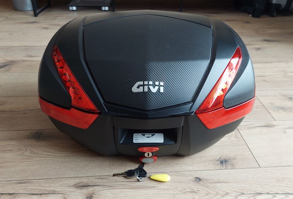Kufer motocyklowy GIVI 47 l