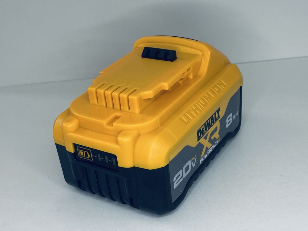 Акумулятор Dewalt PowerPack XR 18v/20v Tabless 8Ah (8000mah) 2025
