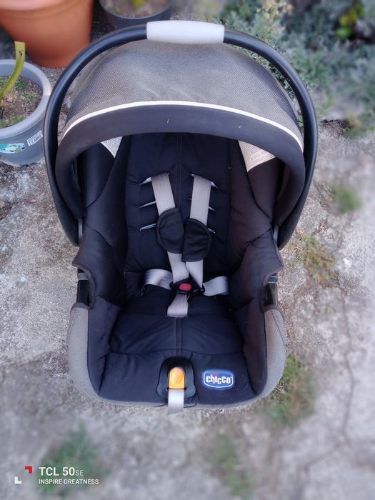 Cadeira ovo da Chicco em bom estado.