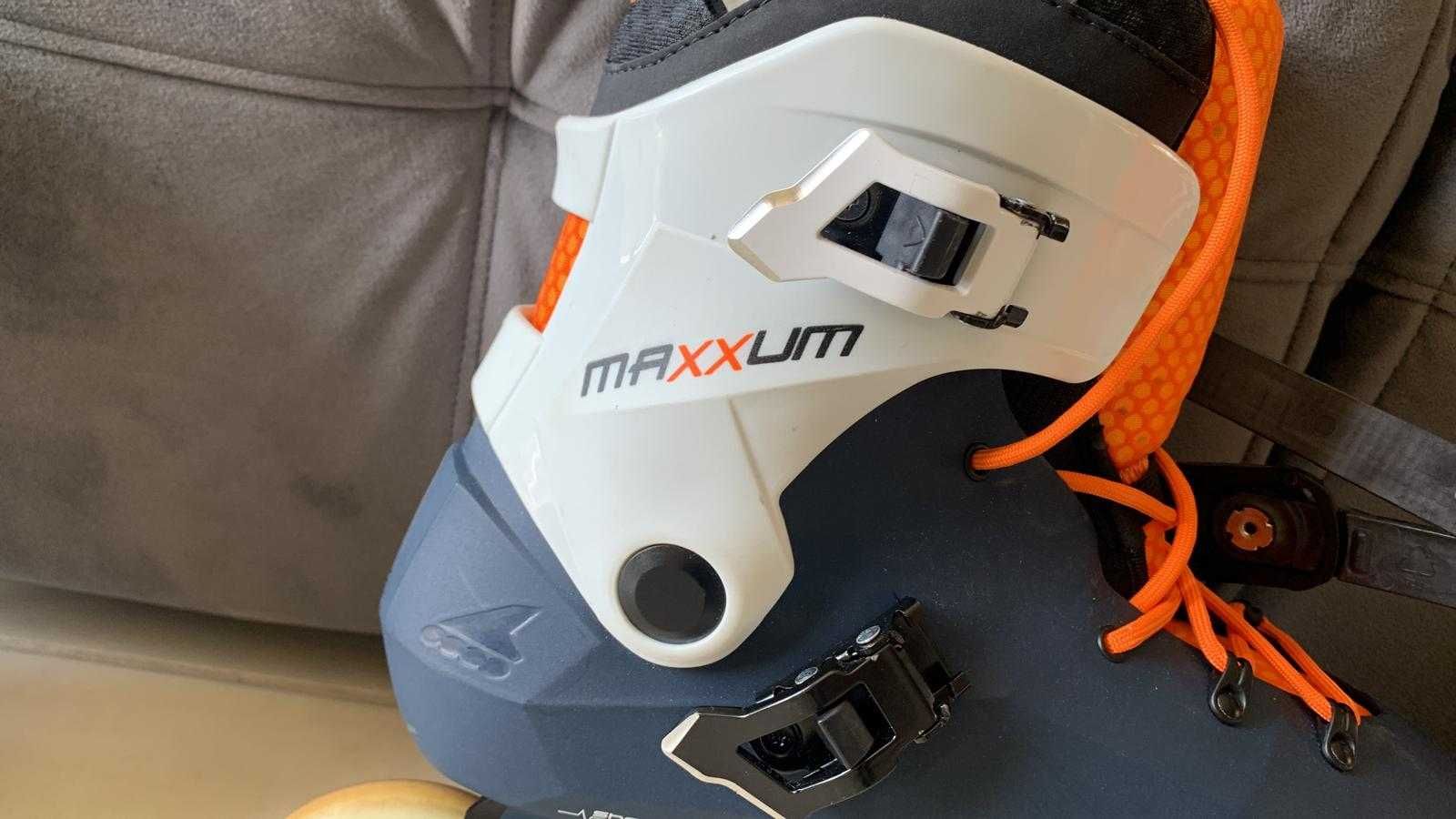 Patins In line RollerBlade Maxxum Edgar 90