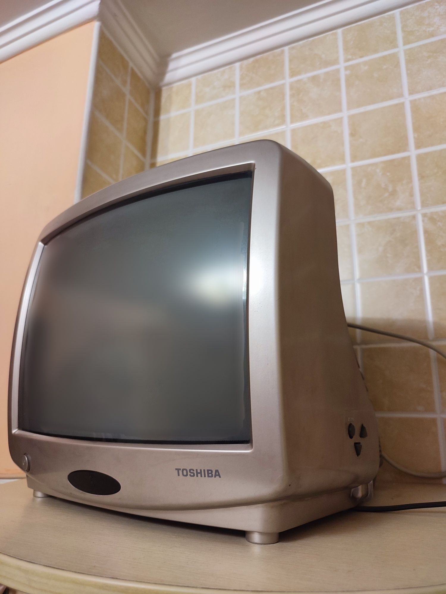Телевизор TOSHIBA