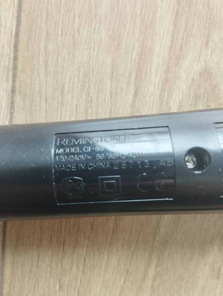 Lokówka do włosów tradycyjna Remington czarna