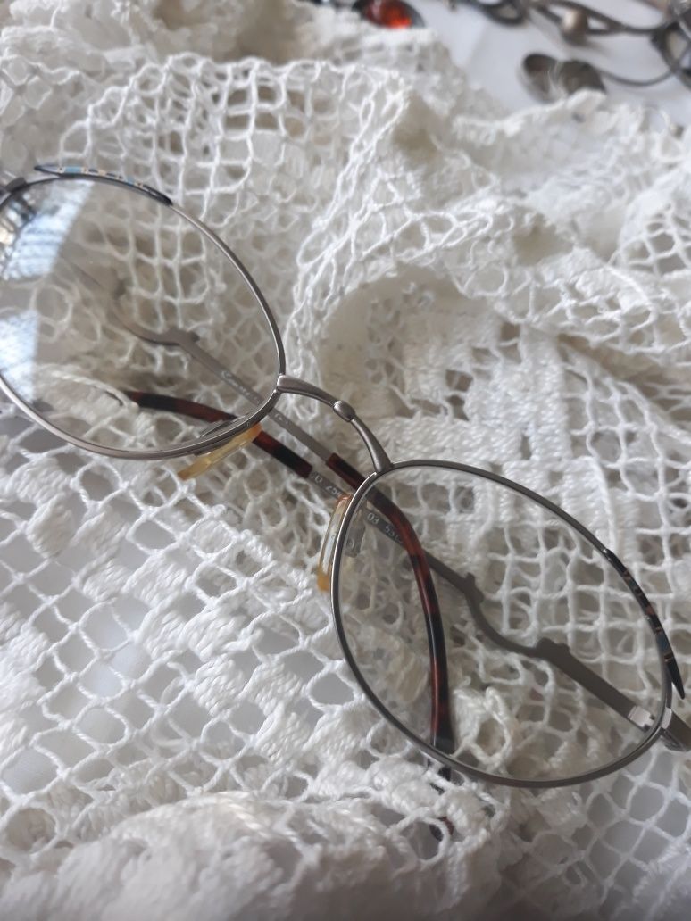 Okulary korekcyjne cudne oprawki emalia chrom