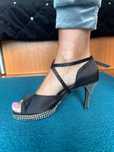 Buty taneczne  39 czarne z ozdobami