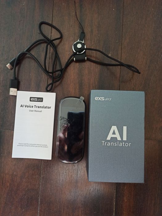 Translator AI. tłumacz mowy wykorzystujący sztuczną inteligencję.