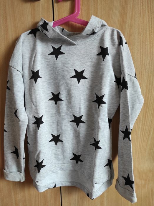 H&M 134/140 bluza z kapturem gwiazdy na jesień do szkoły