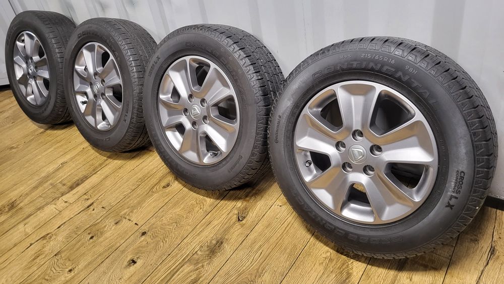 Felgi Dacia 16" 5x114,3 z oponami 215/65 R16 Duster Nissan Qashqai