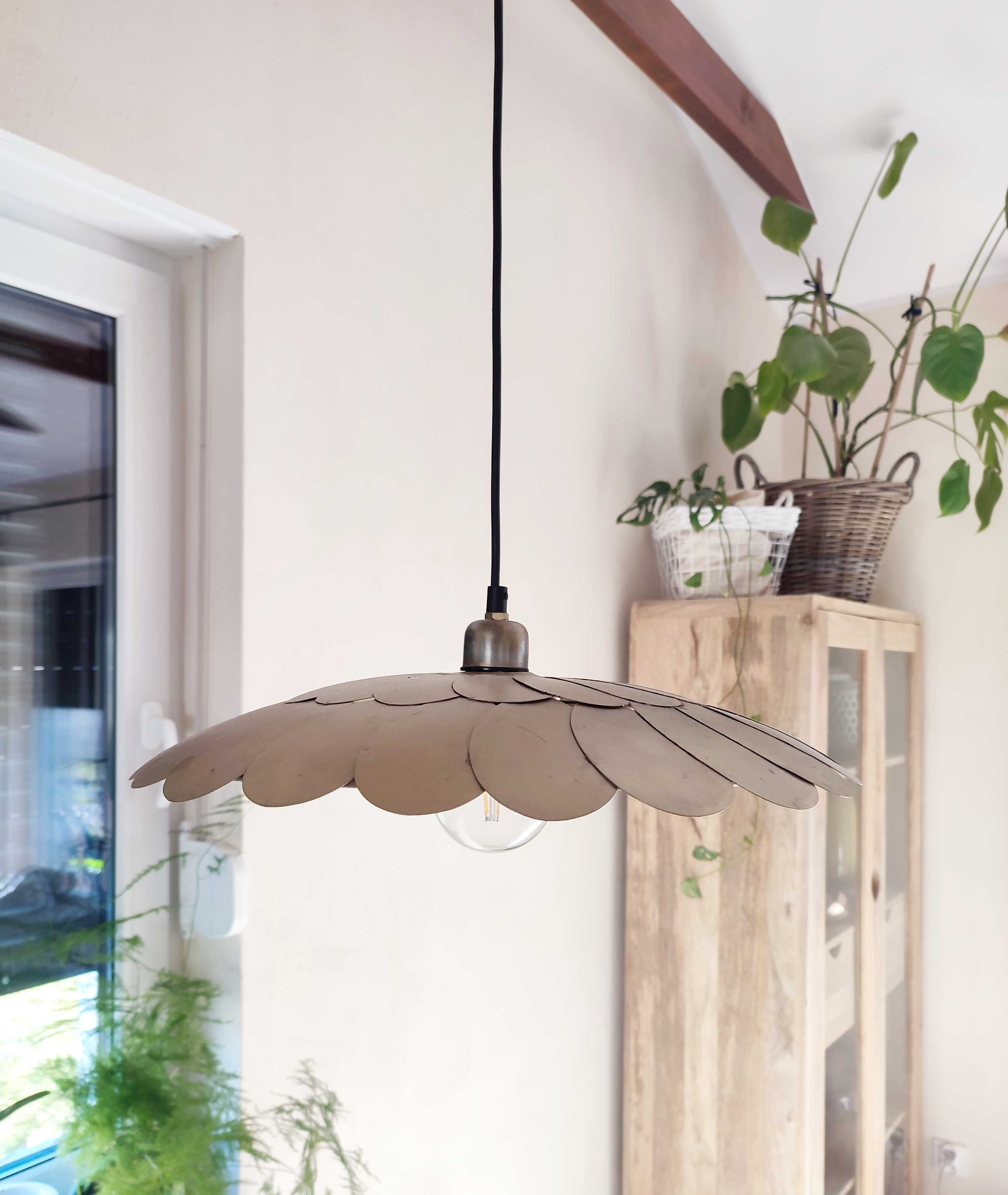 Lampa w stylu vintage