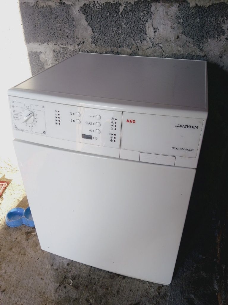Сушильна машина AEG Lavatherm на запчастини