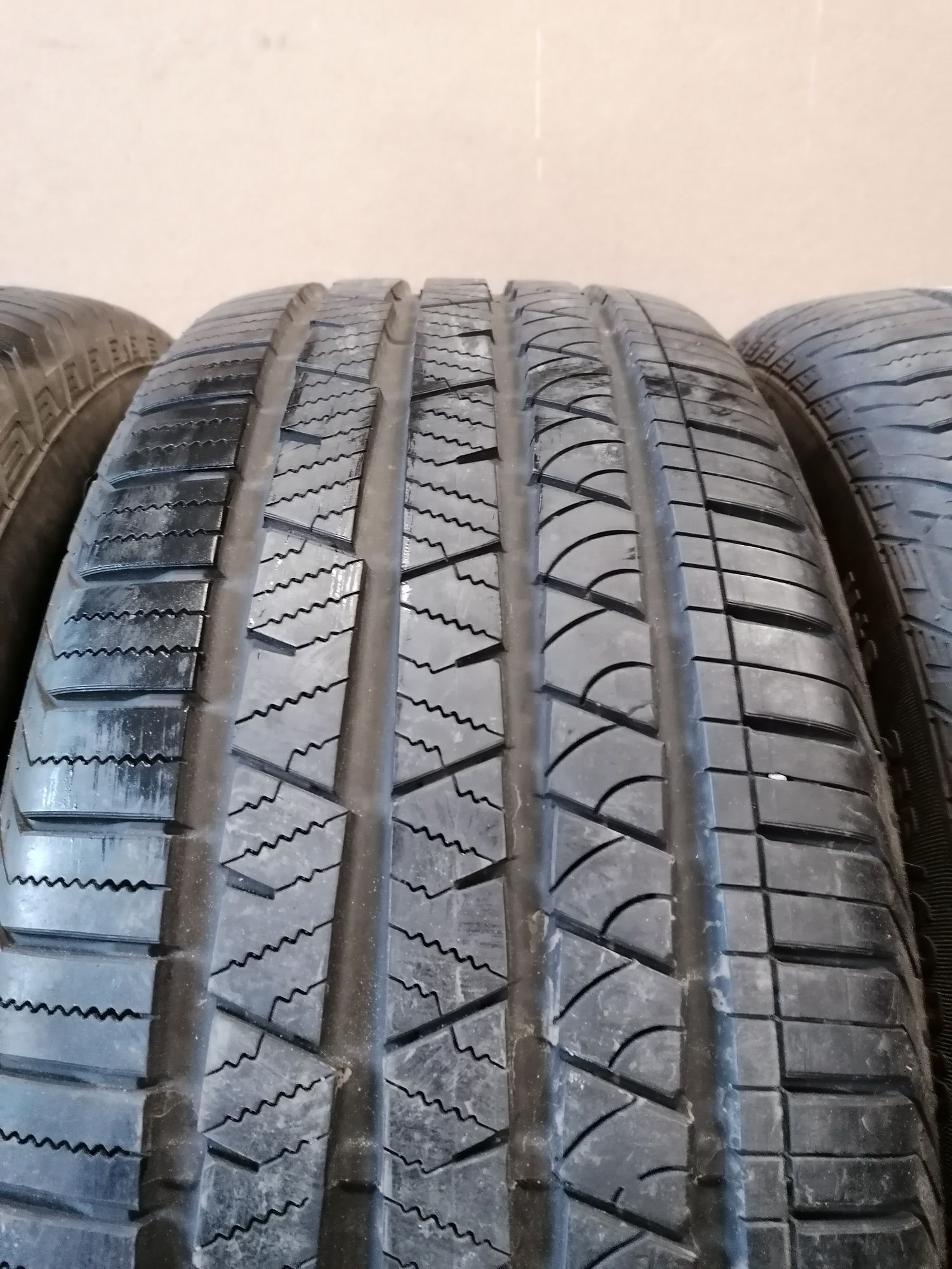 4x255/60 R18 Continental Crosscontact całoroczne