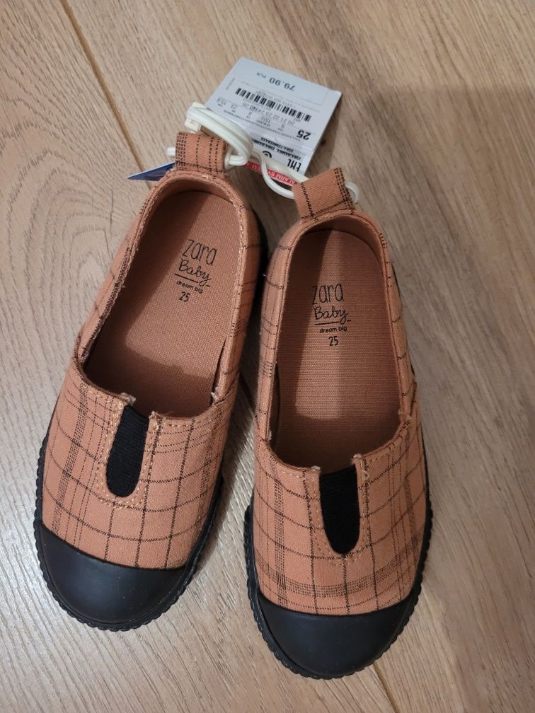 Buty sneakersy, slip on, trampki Zara 25