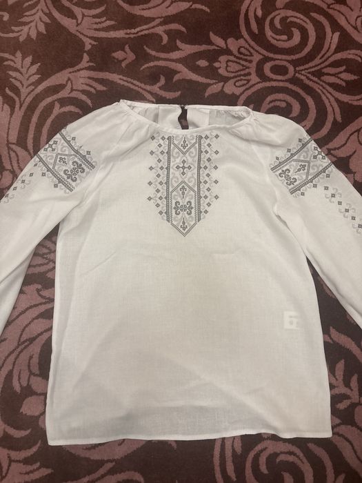 Вишиванка на дівчинку