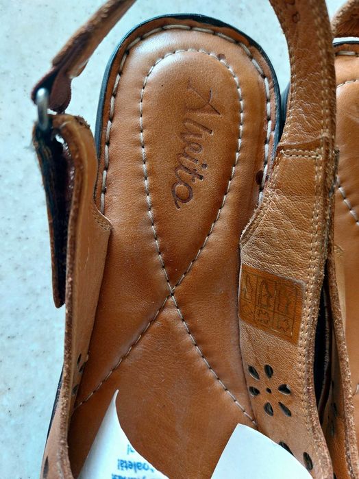 Женская обувь: туфли, босоножки на весну, лето