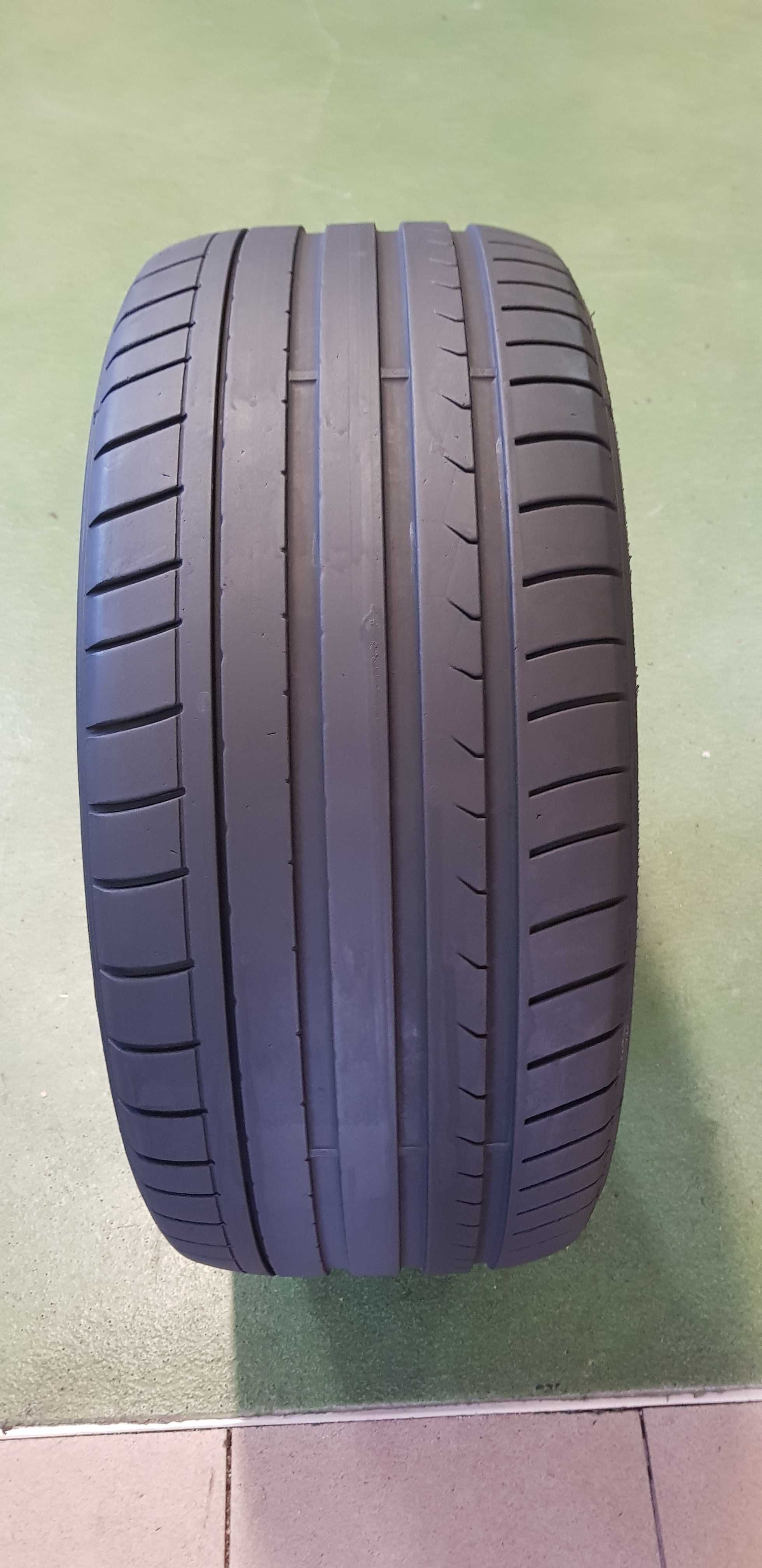 Opona pojedyncza 255 40 R19 96V Dunlop SP Sport Maxx GT bieżnik 5,2mm