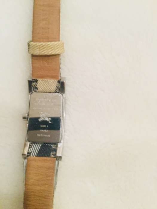 Relógio burberry
