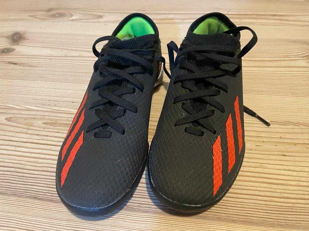 Buty Adidas turfy 34 r.