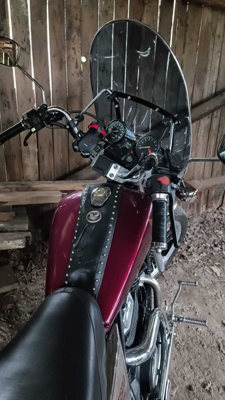 Honda Shadow VT500C