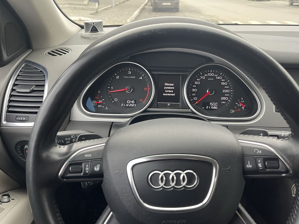 Audi q7 4,2 дизель