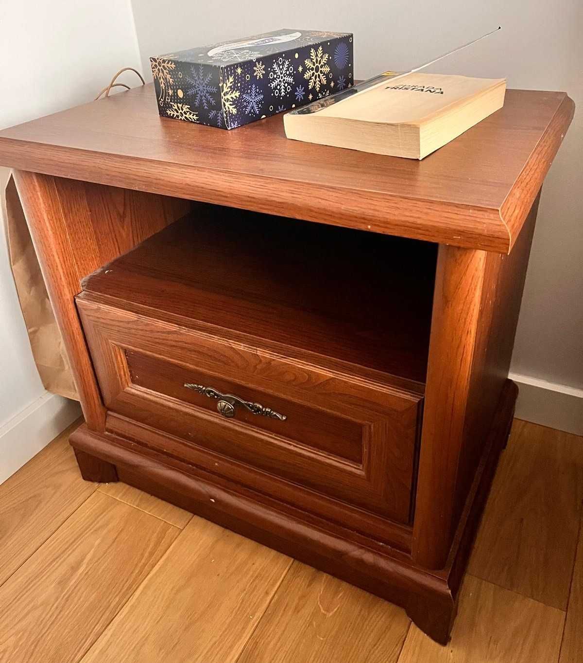 Szafka nocna Kent 56 cm z szufladą – kasztan