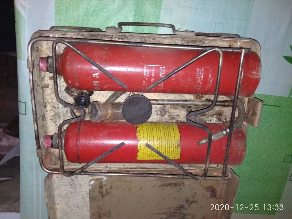 Переносная газовая плита в футляре
