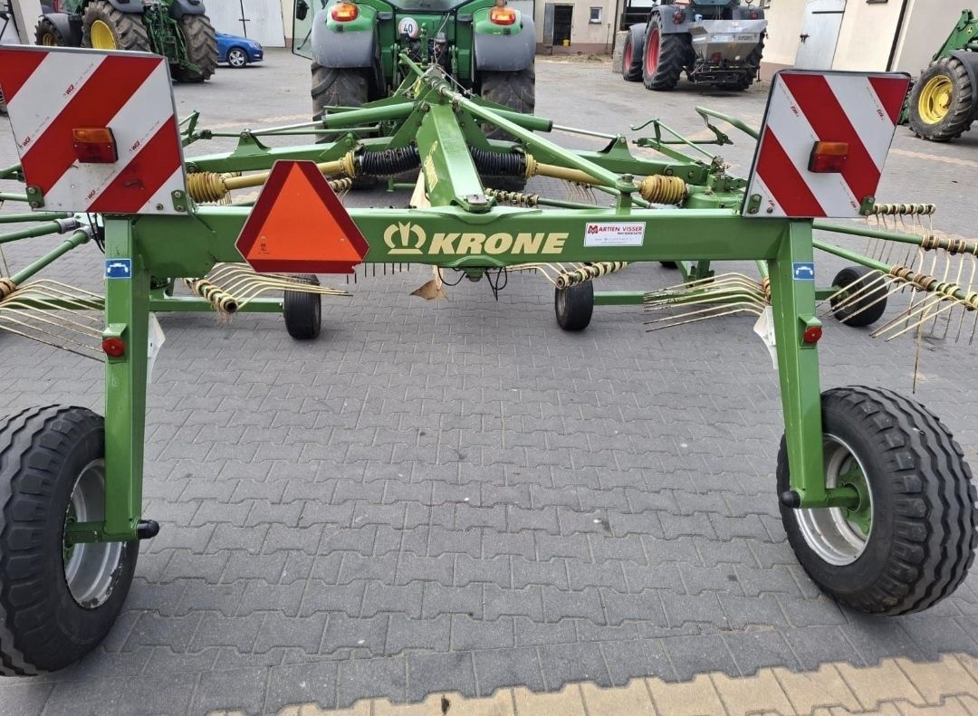 Zgrabiarka Krone Swadro 700