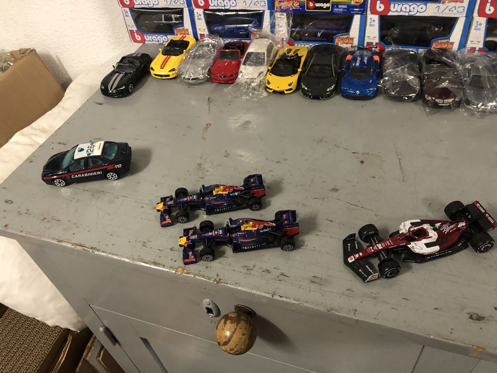 bBurago 1:43 varios modelos
