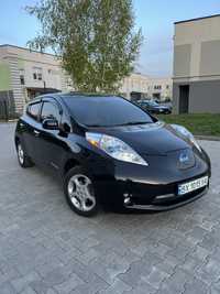 Nissan leaf 2013р