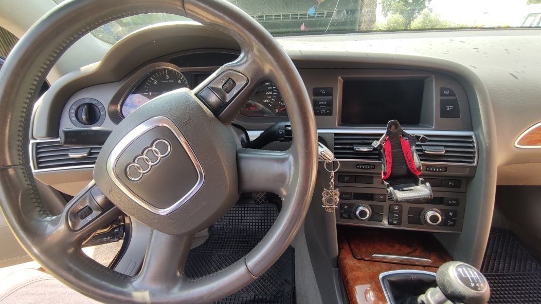 Audi A6 Avant 2.7