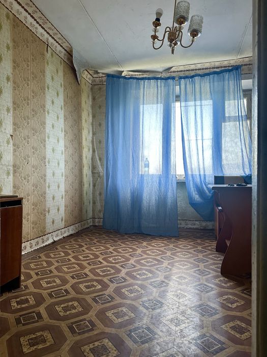 2 комн в 5-ти комн квартире, 17 квартал 3/5, кирп дом