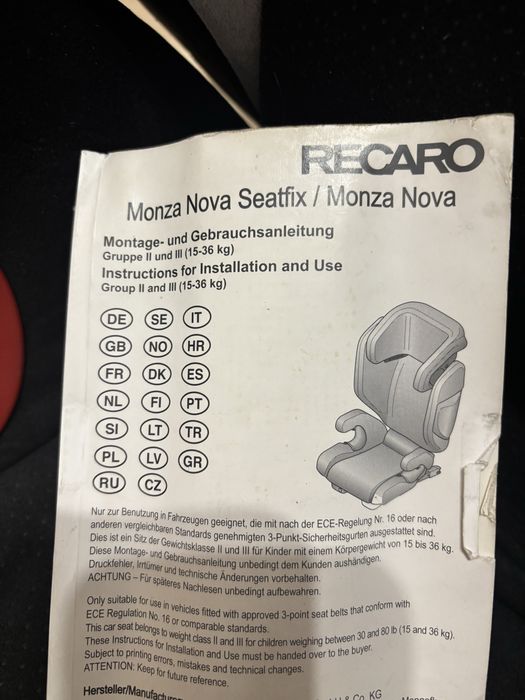 Recaro Monza Nova z glosnikami