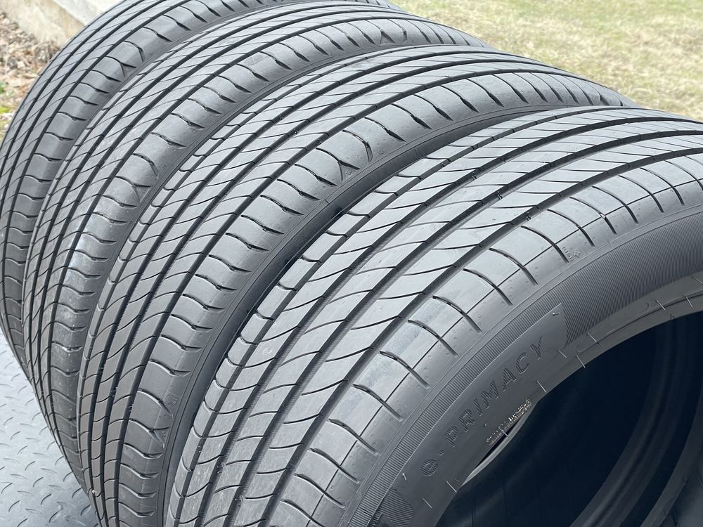 4x Шини Michelin 205/55R19