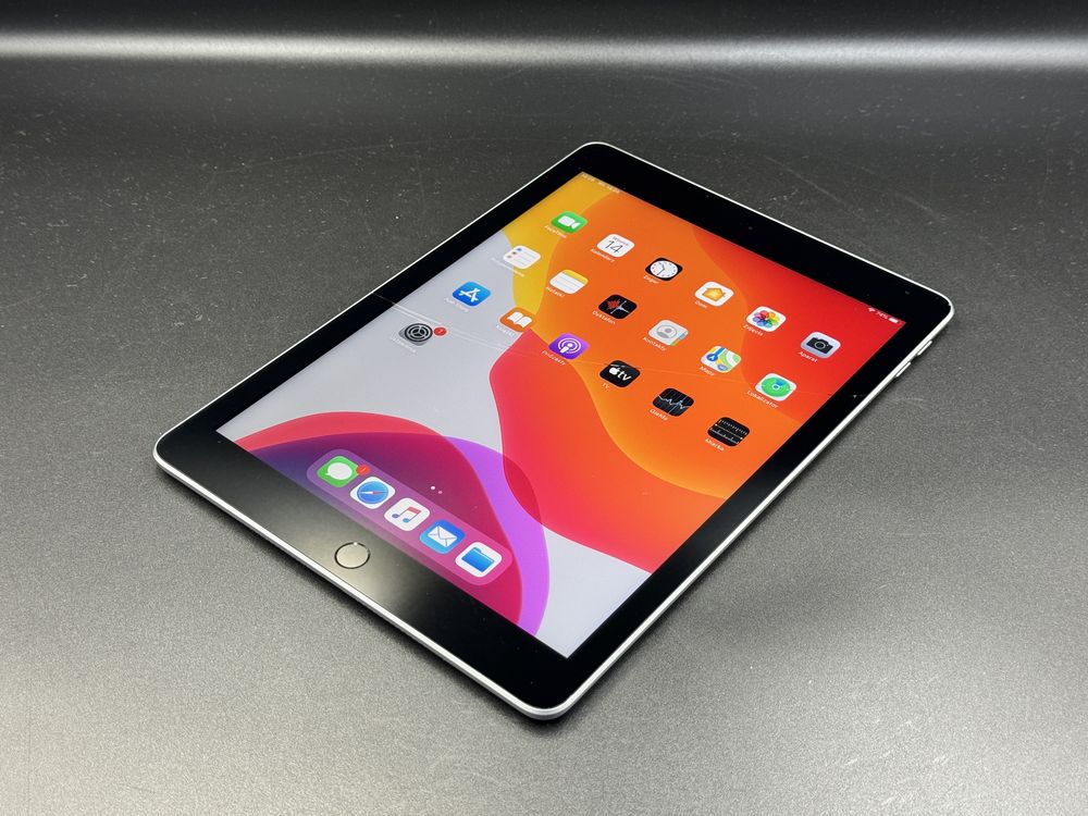 iPad 6. gen. 128GB (A1893) - WiFi - faktura VAT 23%
