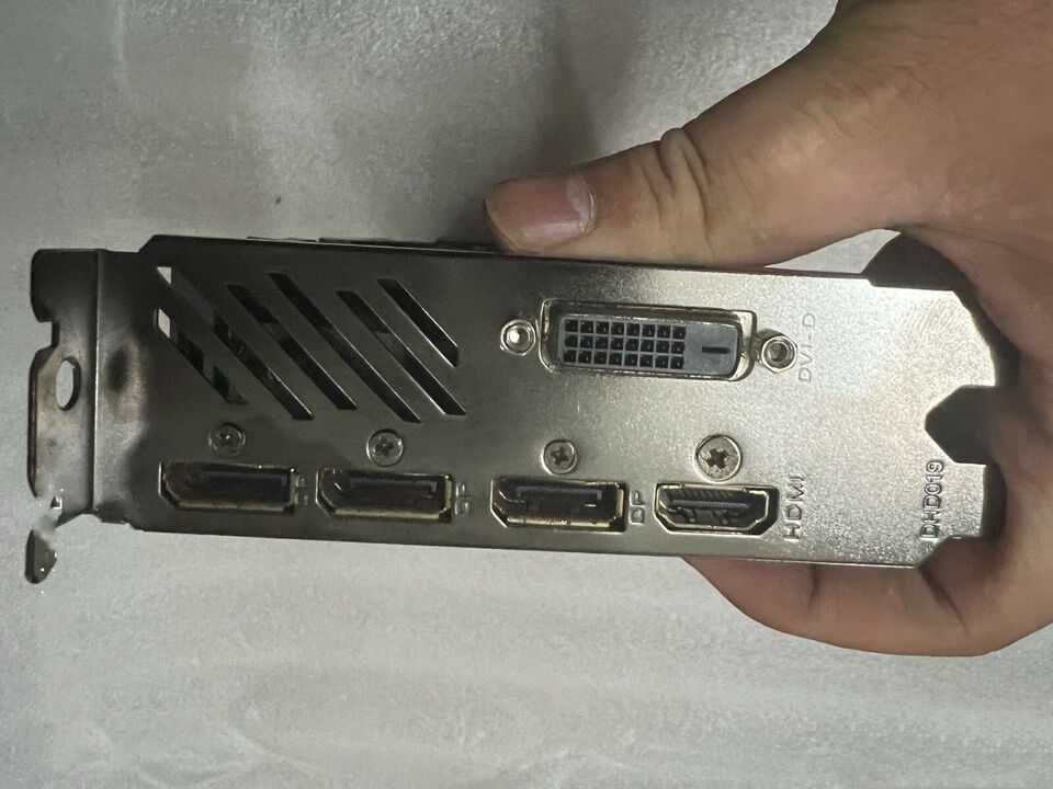 Gigabyte GeForce GTX 1070 Ti Windforce 8 GB GDDR5