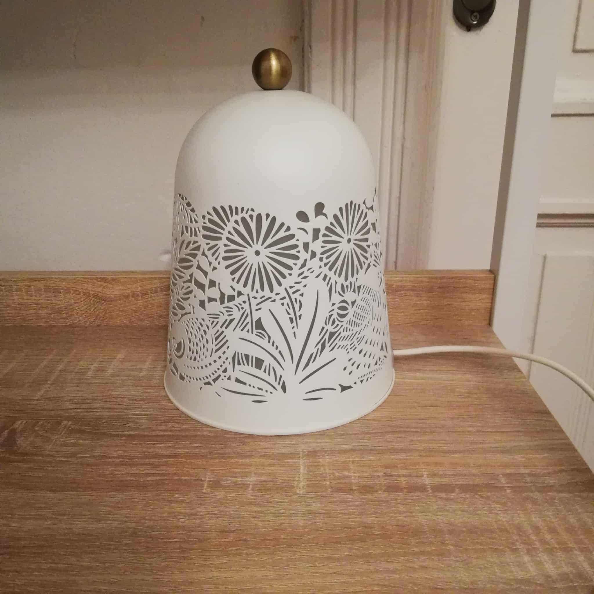 Lampka nocna stołowa IKEA Solskur LED