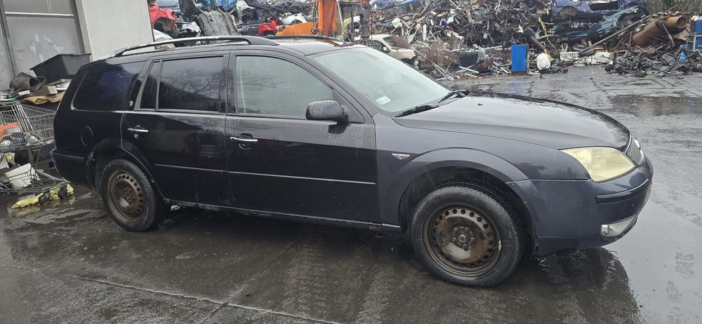 Drzwi belka klapa zderzak maska  Ford Mondeo kombi MK 3 1,8 części