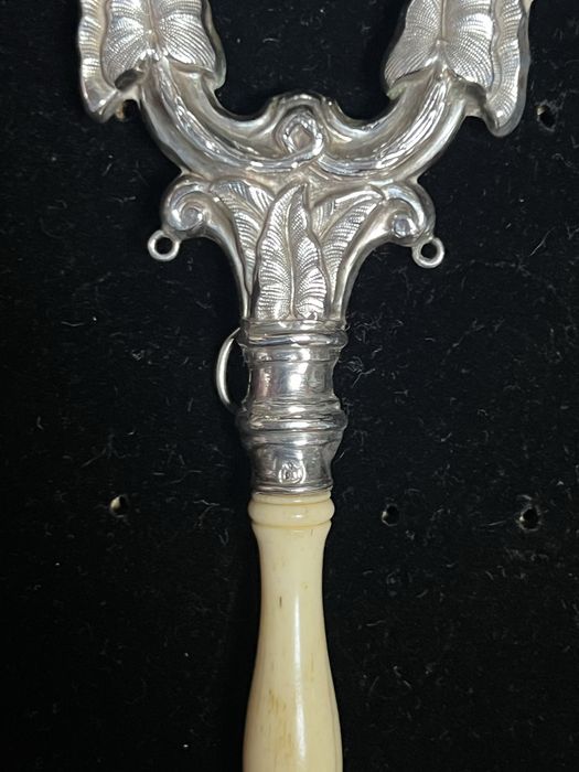 Roca em prata muito antiga