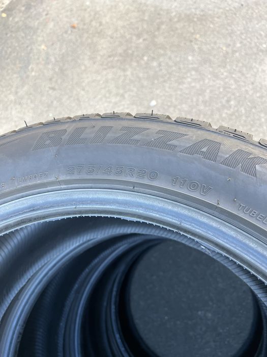 Bridgestone Blizzak LM80 EVO 275/45 R20 110V — як нові!